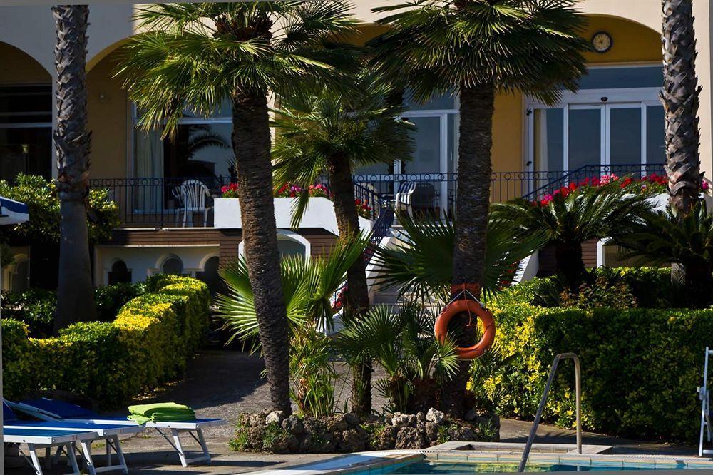 Hotel Terme Alexander Ischia Exterior photo